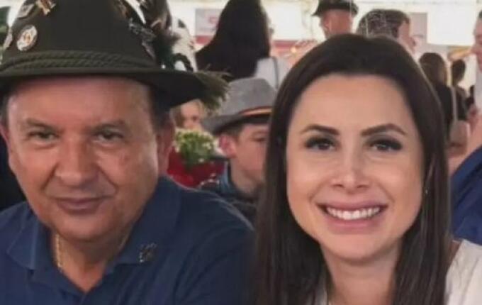 Carlos e Carol de Toni serão a chapa do PL ao Senado em SC, confirma Flávio Bolsonaro