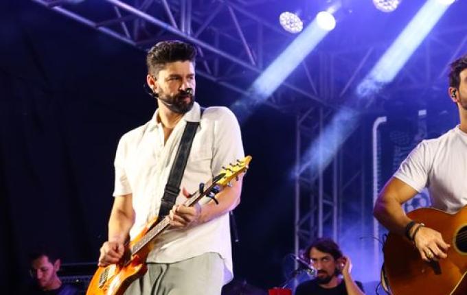 Palma Sola comemora 63 anos com show de Munhoz e Mariano