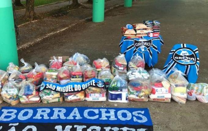 Consulado do Grêmio arrecada mais de 40 cestas básicas e kits de higiene
