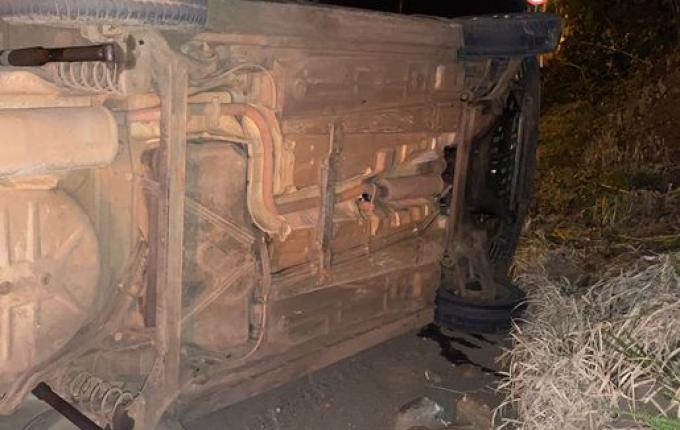 VÍDEO: Capotamento deixa homem com ferimentos generalizados em SMOeste