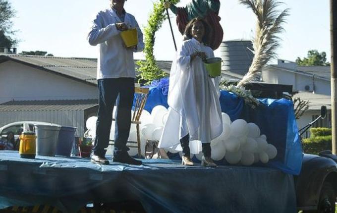 Festa do Colono e Motorista é celebrada com benção de veículos