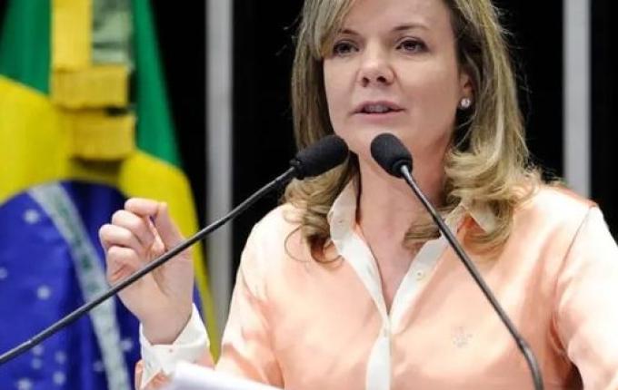 “Erro lamentável”: Gleisi Hoffmann diz que Lula irá vetar PL da dosimetria