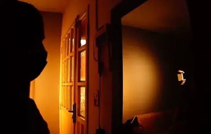 Justiça autoriza que menina impedida de abortar após estupro saia de abrigo