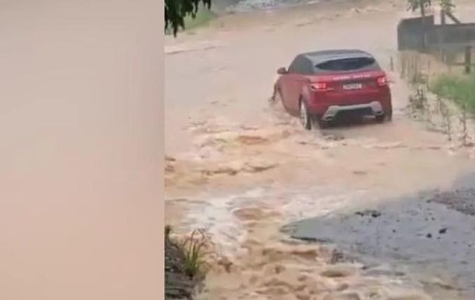 “A água carregou”: testemunha relata como foi acidente que terminou na morte de família em SC