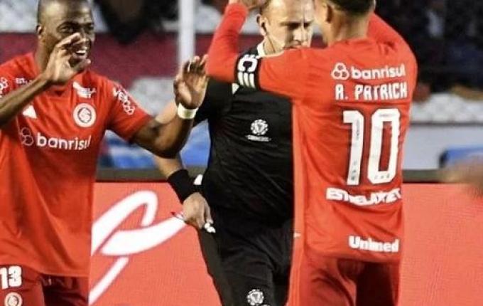 Inter vence o Bolívar na altitude e encaminha avanço à semifinal da Libertadores