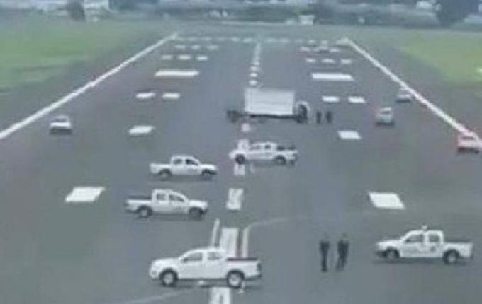 Prefeita de Guayaquil, no Equador, pede que veículos impeçam pouso de avião