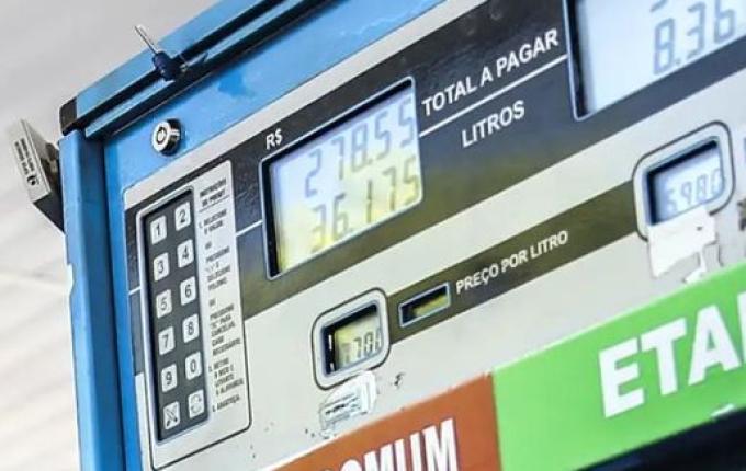 Preço da gasolina em SC volta a subir e se aproxima dos R$ 6 após aumento pela Petrobrás