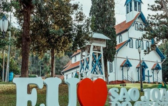 São João do Oeste é o município mais católico de Santa Catarina