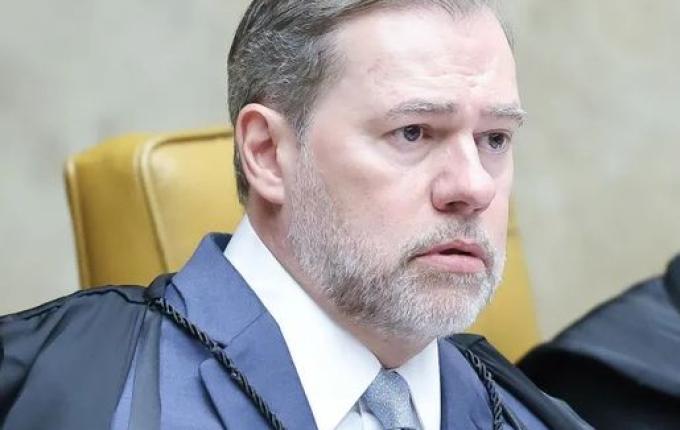 Toffoli recua e determina que material do Master apreendido pela PF fique com a PGR