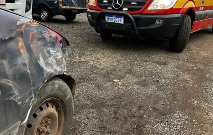 Acidente na SC-163 em Descanso deixa motorista ferida