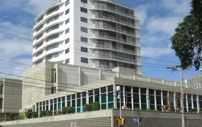 TCE de SC anuncia concurso com 20 vagas e salário de R$ 10,4 mil