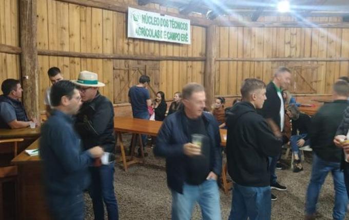 Técnicos Agrícolas realizam encontro de confraternização em Campo Erê
