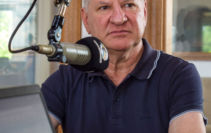 Prefeito diz que só vai receber o sindicato quando o estado de greve acabar