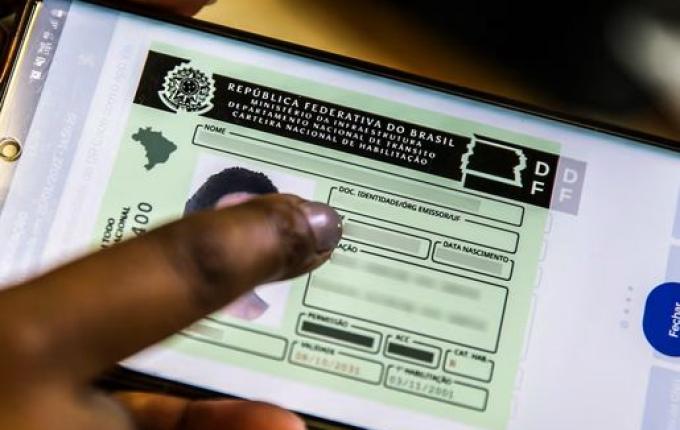 Renovação automática da CNH beneficia cerca de 46 mil motoristas por dia