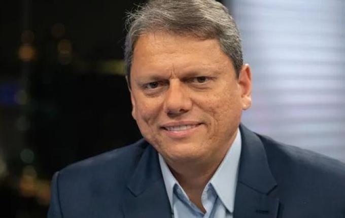 Tarcísio de Freitas, do Republicanos, é eleito governador de São Paulo