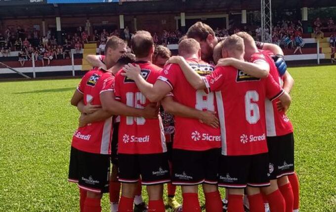 Cometa avança e vai enfrentar Aliança nas semifinais do Regional