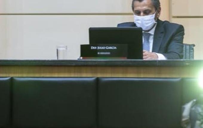 Definidos os membros da comissão de impeachment contra Moisés na Alesc