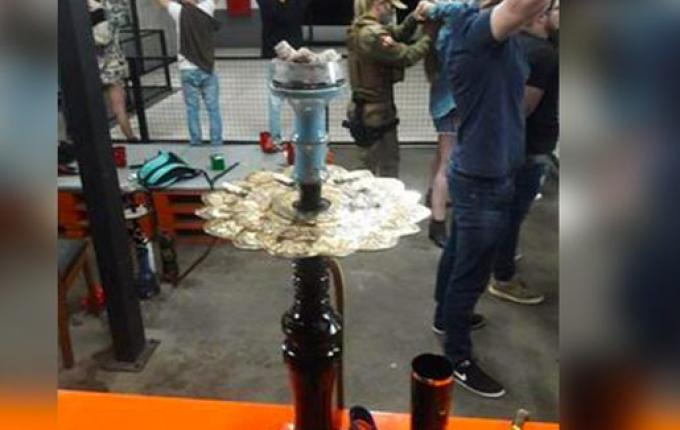 Polícia flagra aglomeração e drogas em academia em Chapecó