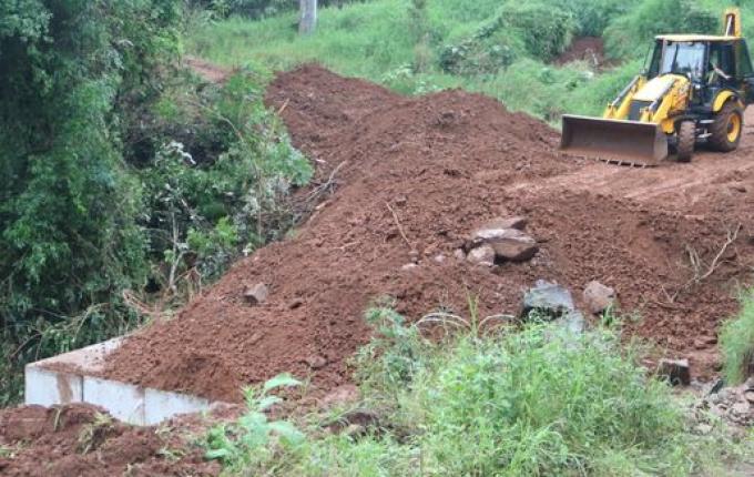 Construção de nova ponte é realizada na Lª Seis Barras em São José do Cedro