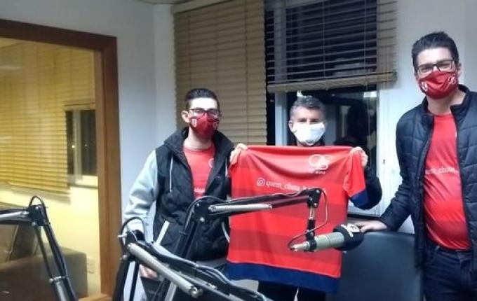 OUÇA: Torcedores criam Consulado do Inter em Descanso