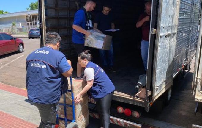 São Miguel do Oeste recebe mais de 90 urnas para as eleições deste domingo