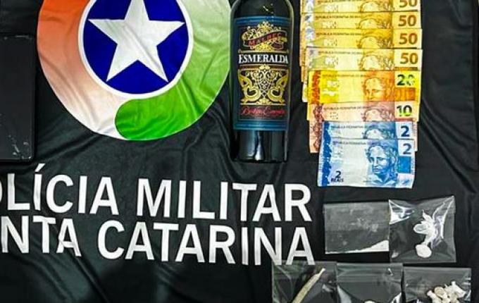 PM prende três pessoas por tráfico de drogas em São Miguel do Oeste