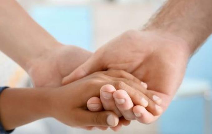 INSS garante salário-maternidade em casos de adoção