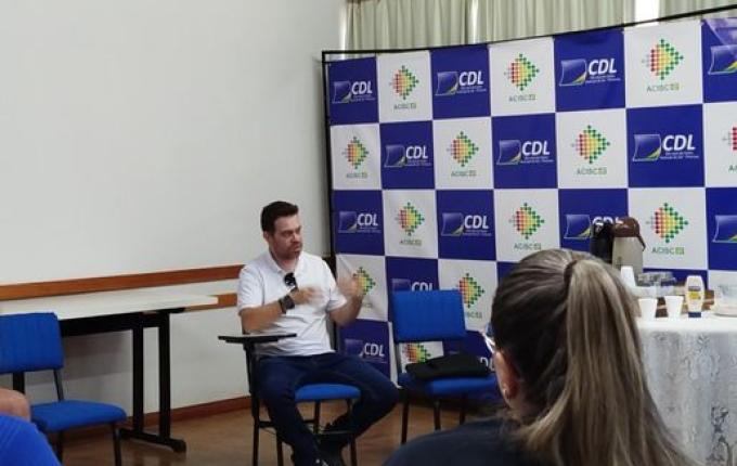 Comissão de shows da ExpoCedro 2025 é definida em reunião com lideranças