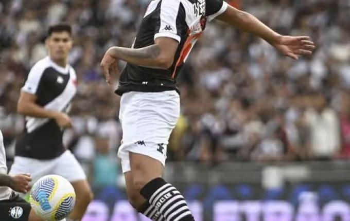 Vasco bate o Grêmio na estreia do Brasileirão 2024