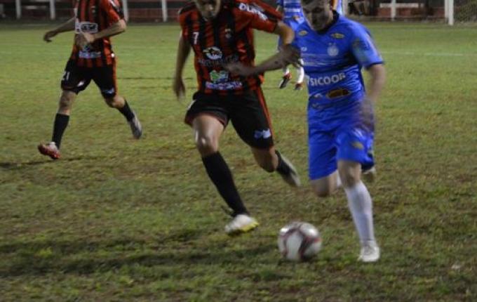 Após partida complicada, Guarani conquista vitória e se mantém na liderança