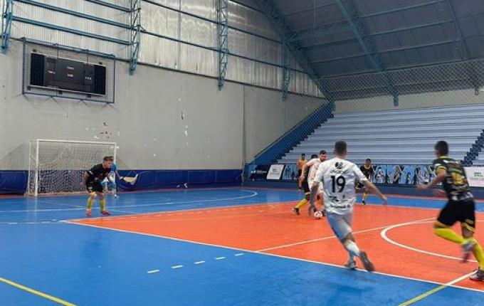 Futsal São Miguel goleia Campos Novos pela Série Ouro