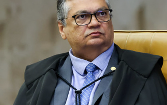 Dino decide que leis estrangeiras não têm validade no Brasil