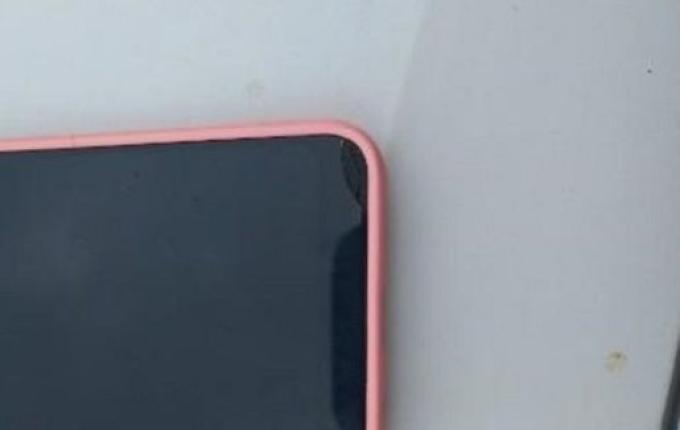 Homem rouba celular e é perseguido e detido por populares