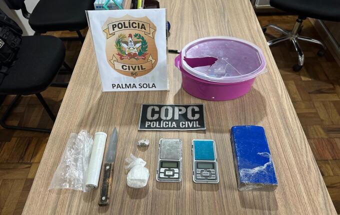 Mulher investigada por tráfico de drogas é presa em Palma Sola após descumprir medidas judiciais