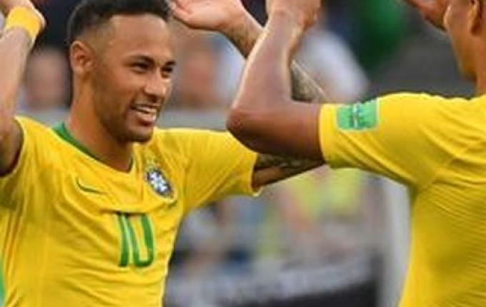 Casemiro critica quem celebrou lesão de Neymar: 'Sem educação e sem caráter'