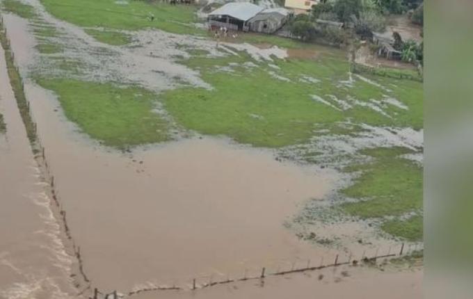 Chuvas no RS já afetam 126 cidades e deixam quase 6 mil desalojados