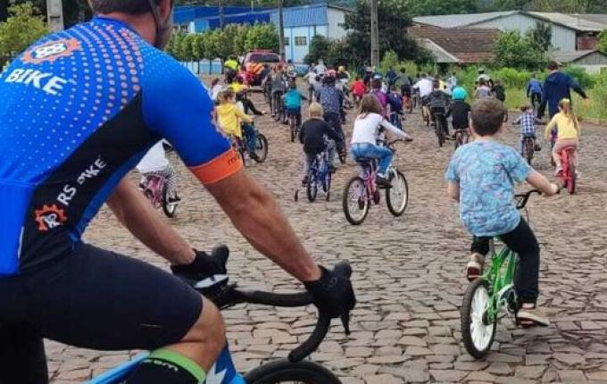 Comissão se reúne para discutir rotas de cicloturismo em Cedro