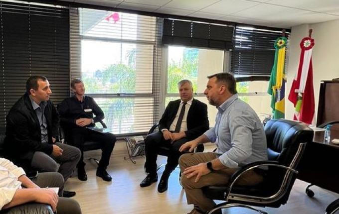 Secretaria de Infraestrutura garante verba para asfaltamento no interior