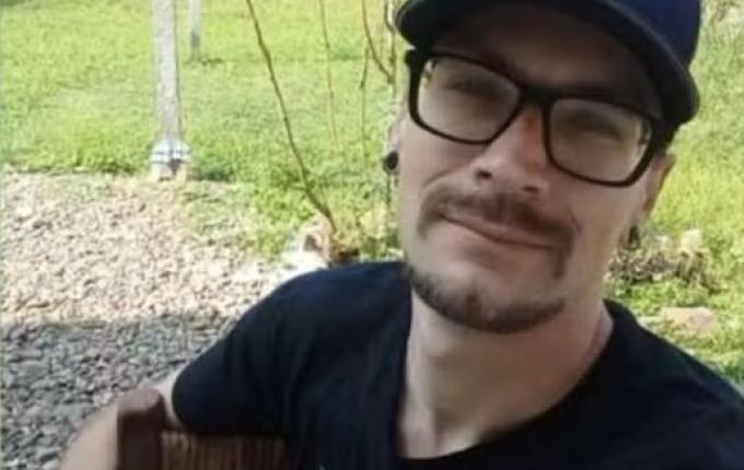 Homem de 33 anos morre após levar bolada no abdômen durante partida de futebol em SC