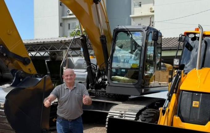 Guaraciaba investe mais de R$ 6 milhões em máquinas