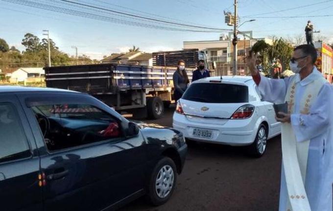 Realização da Festa do Colono e Motorista em São José do Cedro é debatido pela Matriz