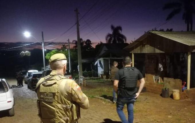 Três detidos em operação que investiga tripla tentativa de homicídio em Campo Erê