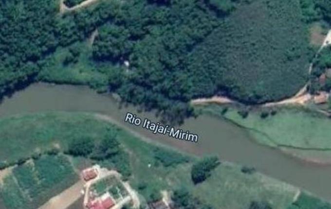 Idoso que pescava de tarrafa é puxado pela correnteza e morre em SC