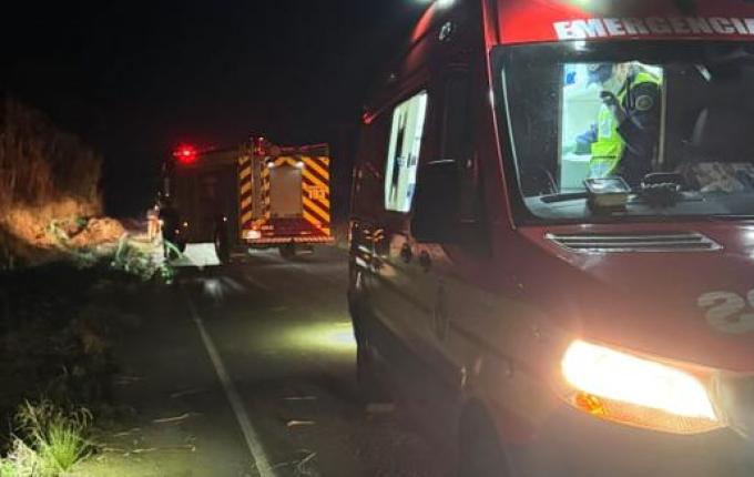 Mulher fica ferida em acidente com motocicleta na SC-305