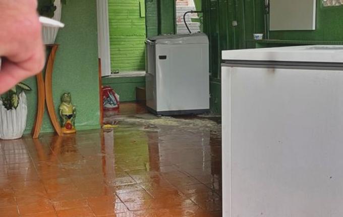 Mulher sofre queimaduras ao fazer sabão caseiro com soda em SMOeste