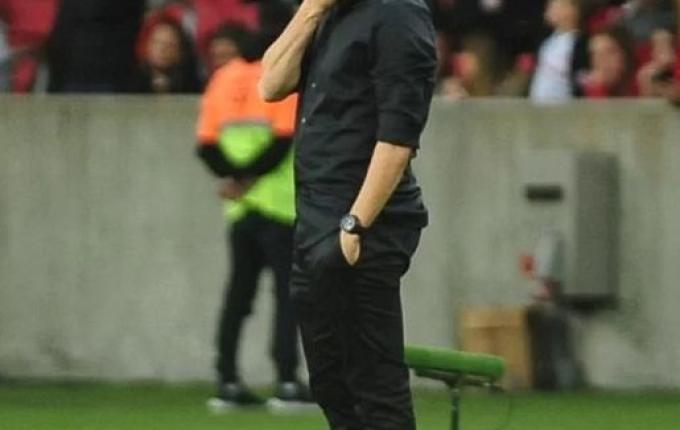 Após reunião, Inter demite Alexander Medina