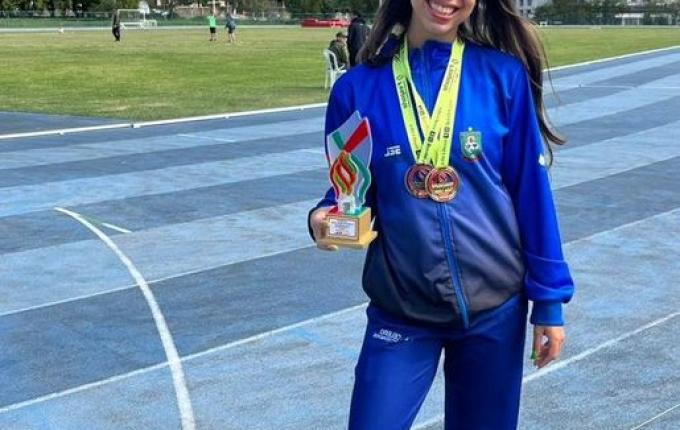 Lourenciana é campeã no lançamento de dardo e recebe prêmio destaque na Olesc