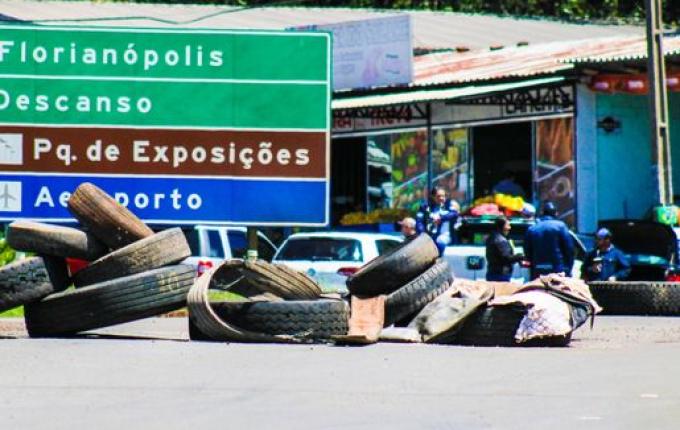 Estado soma mais de R$ 5 milhões em multas por bloqueios em rodovias federais