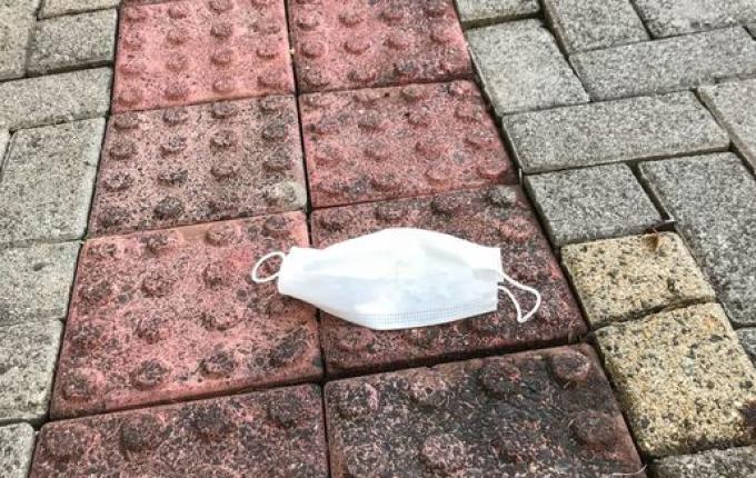 Descarte de máscaras exige cuidados especiais afirma Vigilância Epidemiológica