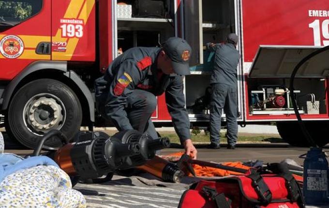 VÍDEO: Bombeiros de Campo Erê fazem simulação de acidente de trânsito